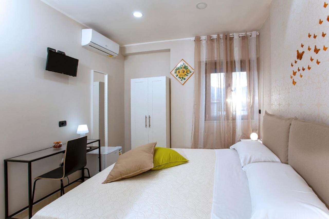 B&B Relax In Помпей Екстериор снимка