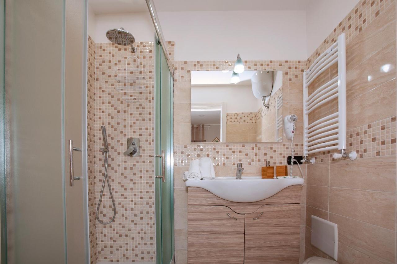 B&B Relax In Помпей Екстериор снимка