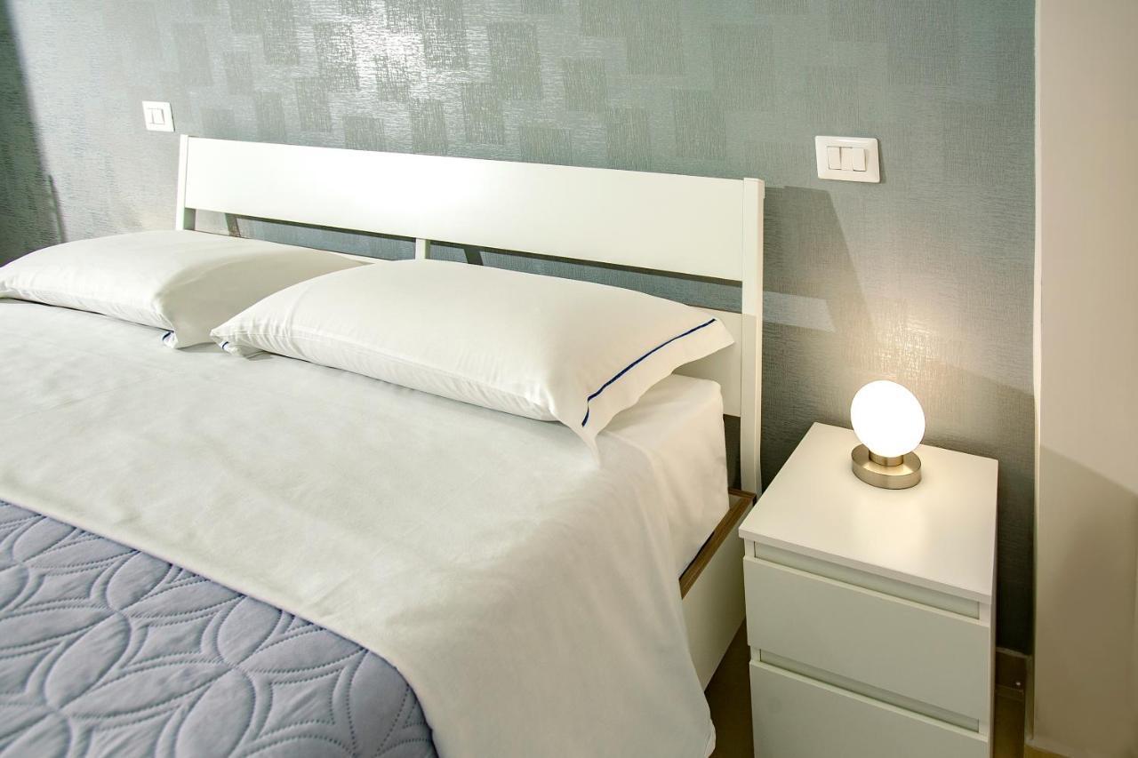B&B Relax In Помпей Екстериор снимка